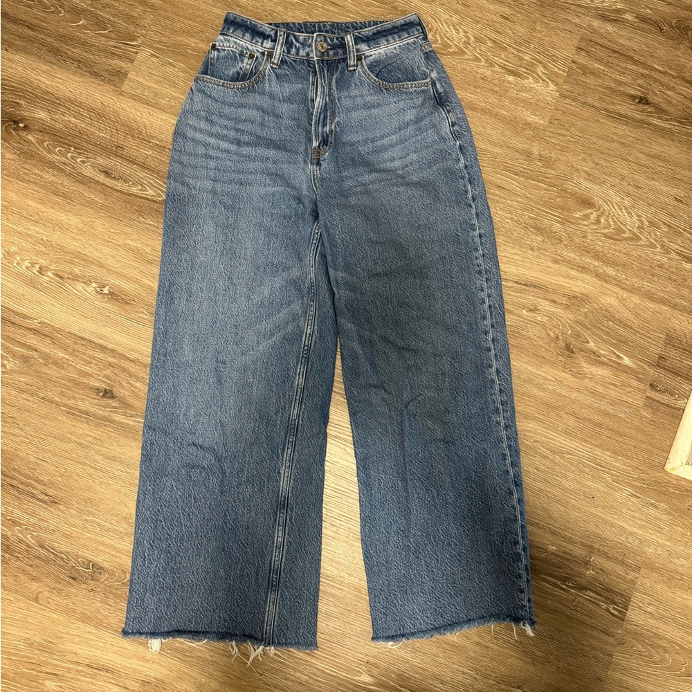 Abercrombie Curve Love Wide-Leg Cropped